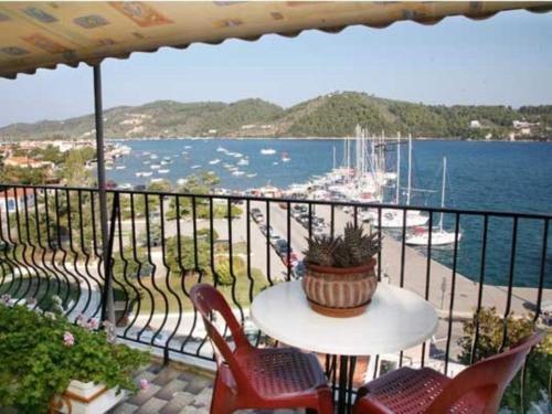 Hotel Christina Skiathos Town Bagian luar foto