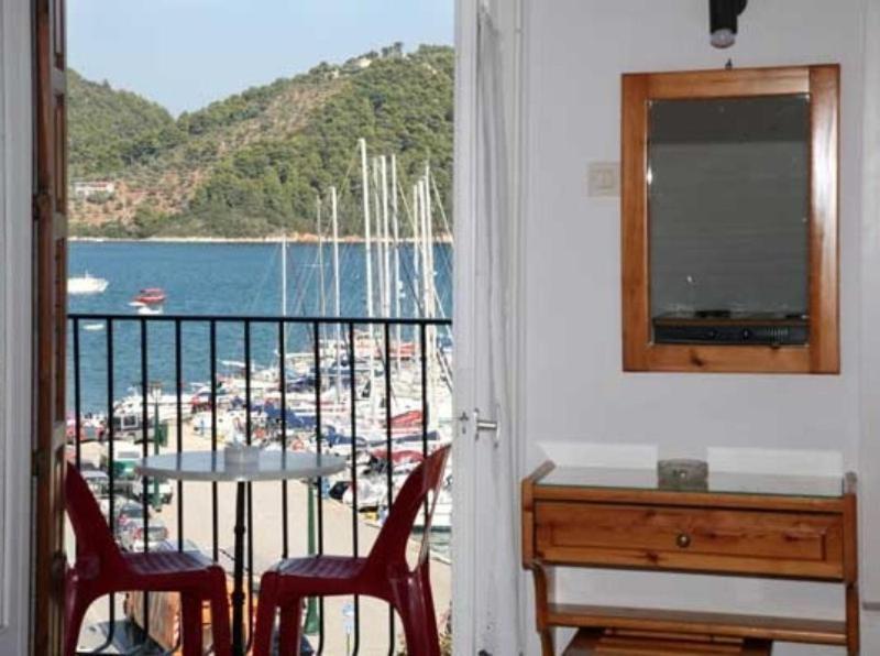 Hotel Christina Skiathos Town Bagian luar foto